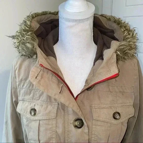 Old Navy Hooded Cargo Coat Size M Warm Zipper & Buttons & Lined 🧥❤️ - Picture 12 of 15